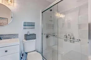 1 Bedroom House with Hot Tub - Image 5