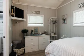 New Tiny Lake Home - Image 4