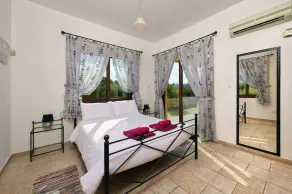 Villa Andriana by Villa Plus - Image 4