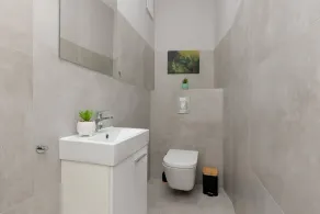 Spacious Apartment in Warsaw with Balcony and Parking by Noclegi Renters - Image 3