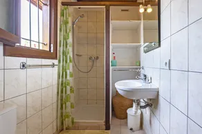 Casa vacanze 'Petite Maison' con vista mare, terrazza privata e giardino privato - Image 2