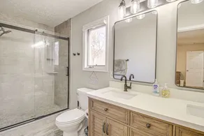 \"Sunny Days\"-Relaxation for All! Wifi-4 HDTVs-Open/Cov Dock-Game Rm-Linens Incl - Image 4