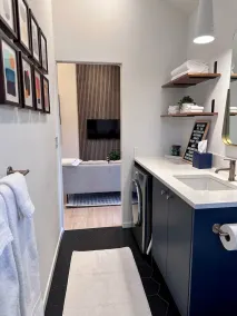 Greenwood Getaway - Modern and New, Walk to Shops - Image 3