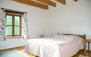 Stunning Home In Gigny - Image 4