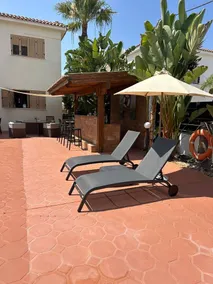 Comfy, Spacious 3 Bedroom Villa with Large Private Pool can Sleep 8 - Image 5