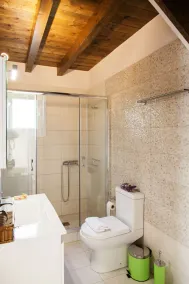 Family Friendly Villa Manos with Private Pool and BBQ - Image 3