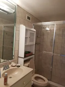 Oceanfront 2bdrm/2bath WIFI free parking free - Image 5