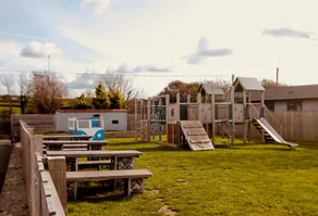 Bude Holiday Resort - Summer Breeze - Sleeps Six - Image 3