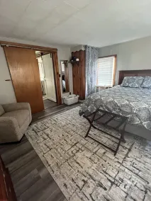 Waterfront!Outdoor living! Canoe kayaks paddleboard 60 ft dock Newly Renovated  - Image 4