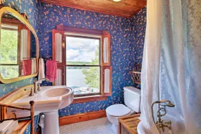 Bellows Place Great for Family and Group Getaways - Image 2