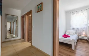 Luxurious Home In Orihi - Image 2