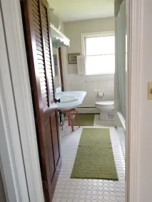 Spacious 4BR Newport Home — Ocean Views, Pool, Steps to Beach & Cliff Walk - Image 4