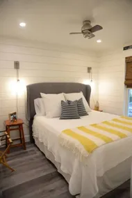 Peaceful Lakefront Getaway/Boujee Shack w/Dock + Kayaks - Image 4