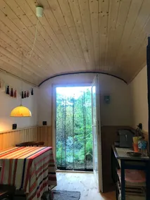 Construction trailer - in the middle of nature - Image 2