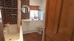 Stunning  two bedroom cottage, close to Harrogate, Ripon, Knaresborough & Ripley - Image 4