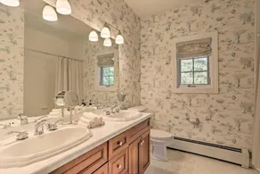 Magnificent Villa, Private Pool, Fire Pit w/Huge Backyard - Image 5