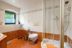 Appartamento 'Wohnung Volksgut' con vista sulle montagne, terrazza privata e Wi-Fi - Image 4