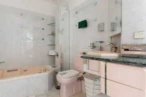 15 min. walk from beaches VILLA PISCINE SPA HAMMAN SAUNA MINI GOLF 16/20 pers.  - Image 5