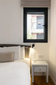 2 Bedrooms Prime Location in Yafo Fully Equipped - Image 4