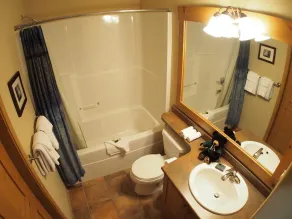 Cozy Condo Close to Village | Access to Ski-Out Trail | Private Hot Tub | Fireplace - Image 3