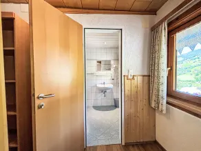 Apartamento vacacional con jardín - Image 3