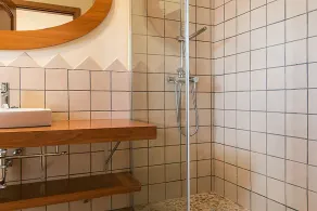 Ferienhaus in einer ruhigen Urbanisation, umgeben von Pinienwäldern und Bergen - Image 3