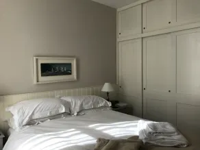 Første sal balkon lejlighed med fantastisk havudsigt. - Image 5