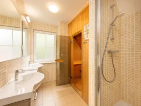 Tranquil Resort Stay w Sauna - Image 4