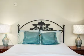 Neues Angebot: Geräumiges, neu renoviertes Haus mit Kochküche am Meer - Image 4