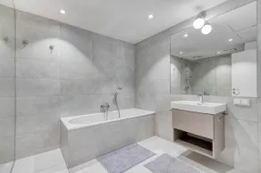 Serene Favoriten 2BR w/ Gym, Lounge & Elevator, nr Metro, by Blueground - Image 5