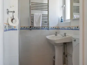 2 bedroom accommodation in Carlyon Bay, near St Austell - Image 3