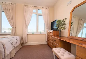 Alojamiento de 2 habitaciones en Paignton - Image 3