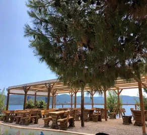 Seaside self catering Apartment with great Sea View Komarna Riviera Dubrovnik - Image 4