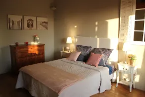 Air-conditioned luxury farmhouse, heated pool,sport hall, billiard table soccer, - Image 4