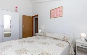 Schöne Wohnung in Blace mit Meerblick - Image 5