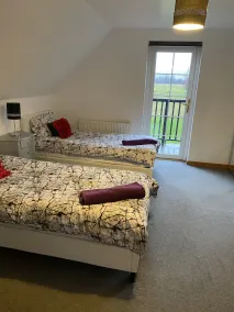 5 bedroom luxury lodge with private hot tub, unobstructed views, large gardens, barbecue area and fr - Image 4