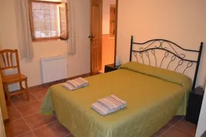 Landejendomme (fuldt udlejet) Cueva de la Cereria til 6 personer + 1 ekstra - Image 2