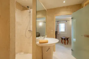 Les Rochers - Five Bedroom Villa, Sleeps 10 - Image 5