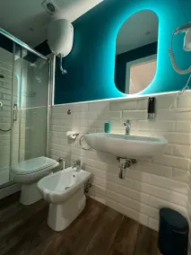 Le Petit Bijou - Image 5