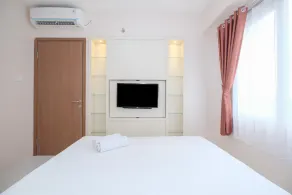 Comfort 2BR at 15th Floor Podomoro Golf View Apartment - Image 5