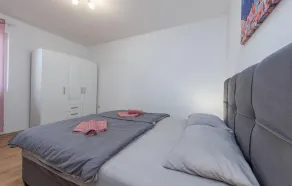 Gorgeous Apartment In Turanj With Wifi - Image 4