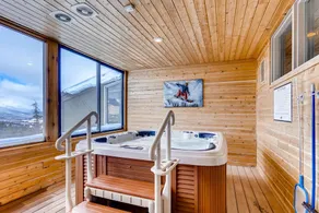 Gold Point #5-C - Great Views - Hot Tub Access - Image 4