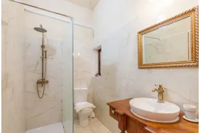 Centre Island Gozitan Farmhouse & Pool - Happy Rentals - Image 5