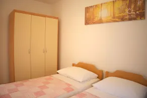A one bedroom apartment for two in a quite location - Begović - Image 5