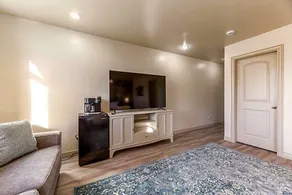Spacious Studio Retreat l Century by Stay - Image 5