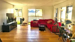 Shared Communal Area - Private Room - Image 3