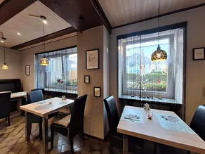 Hotel Ristorante Roma - Image 2