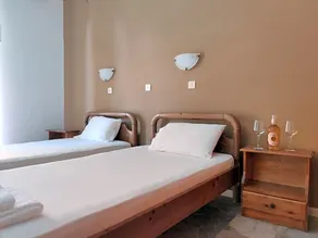 Studios Ioannou Parga - Image 3