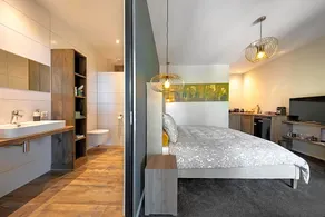 Aubergine Logeren & Dineren - Image 5