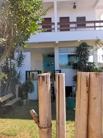 Suítes Casa Café e Ateliê- Aldeia de Perocão Guarapari - Passeio de barco, Caiaque, SUP e Trilhas - Image 3